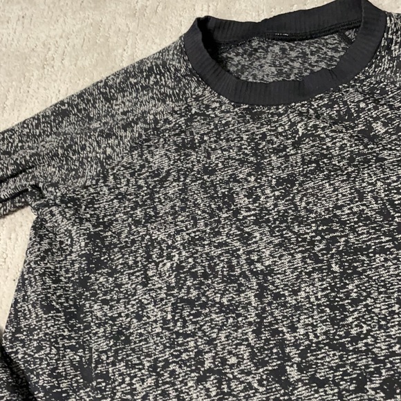 lululemon sz8 black/white Rest Less Pullover - Picture 8 of 11